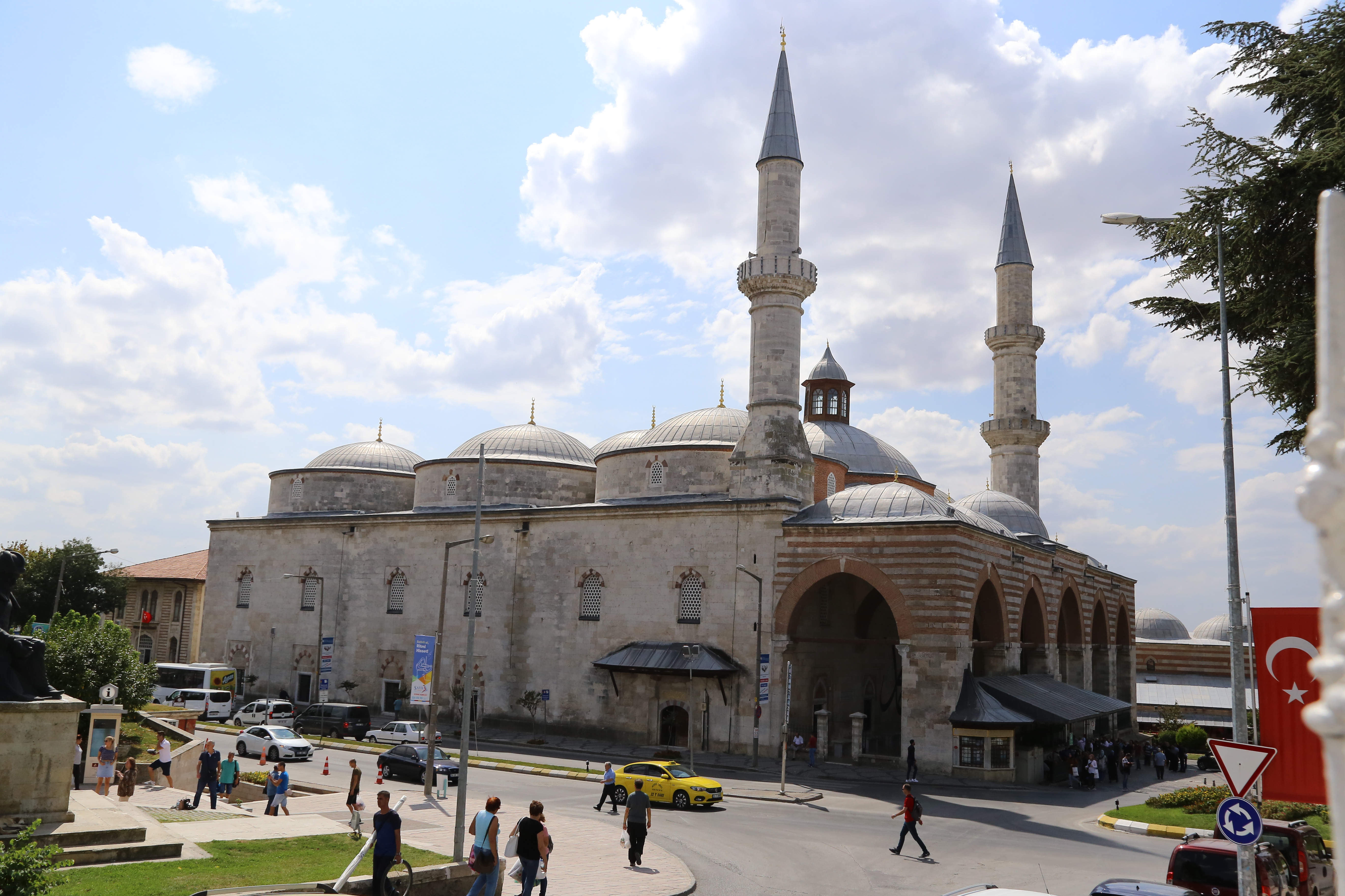 Eski Cami